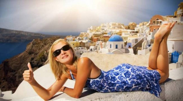 Χρονιά ρεκόρ για τον ελληνικό τουρισμό το 2013