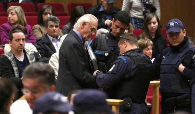 Εισαγγελέας: Ποινή κάθειρξης 20 ετών σε Άκη- 12 χρόνια για Βίκυ