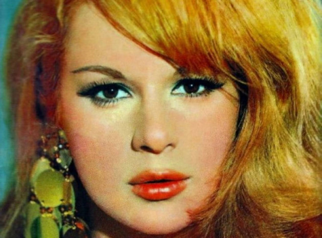 Δείτε το pin-up girl Αλίκη Βουγιουκλάκη 47 χρόνια πριν!