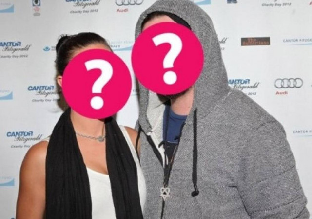 Ποιο διάσημο ζευγάρι παντρεύτηκε on stage σε φιλανθρωπική συναυλία;