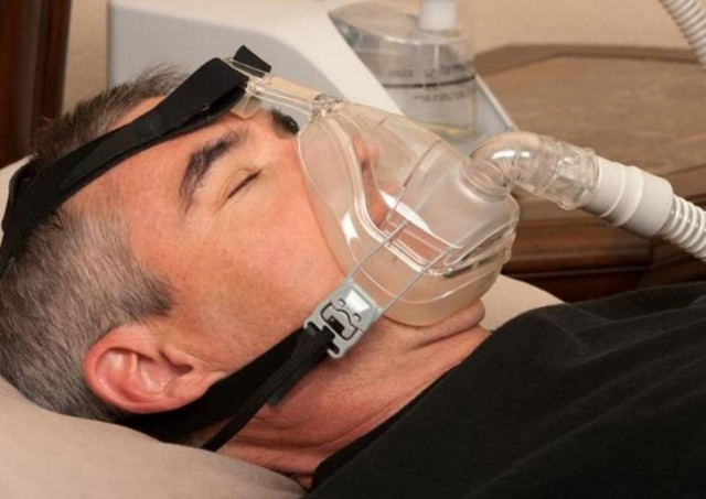 Υπνική άπνοια: Παράγοντες που αυξάνουν τον κίνδυνο