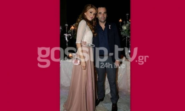 Το φωτογραφικό άλμπουμ της βάπτισης της κόρης της Τζένης Τζιβεριώτη