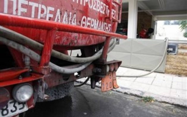 Σύσκεψη για το επίδομα θέρμανσης στο υπουργείο Οικονομικών