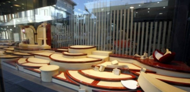 Άγνωστοι διέρρηξαν κοσμηματοπωλείο στο Ηράκλειο