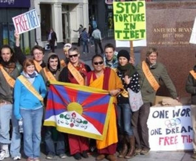 Τουλάχιστον 60 τραυματίες κατά την καταστολή διαδηλώσεων στο Θιβέτ