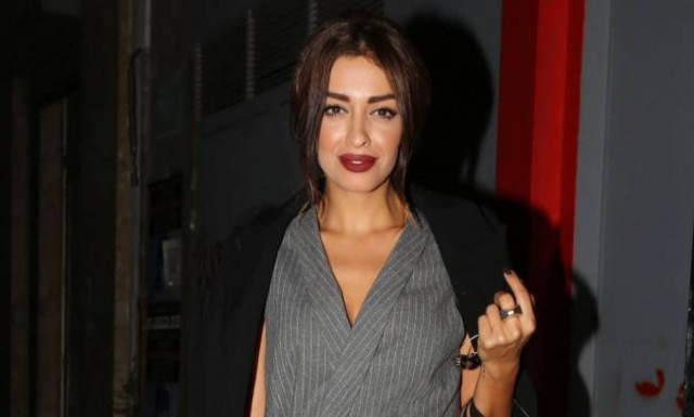 Η Ελένη Φουρέιρα δίχως μακιγιάζ με την… καλύτερη φίλη της! (φωτό)