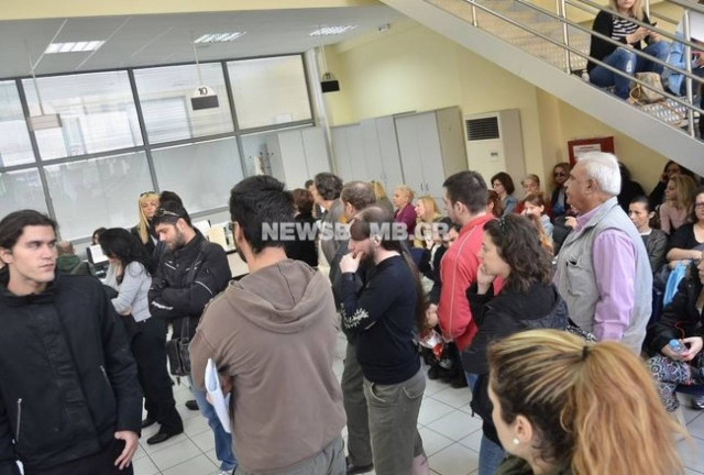 ΟΑΕΔ Καλλιθέας: Ταλαιπωρία δίχως τέλος για τους ανέργους