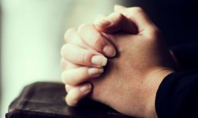 Αληθινή ιστορία: «Οταν με ανάγκασαν να δω το νεκρό μωρό μου»