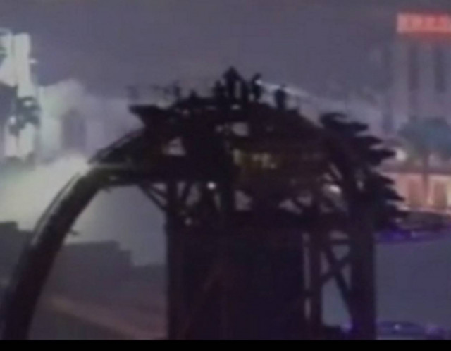 Βίντεο: Τρόμος σε τρενάκι λούνα παρκ- 12 άτομα στον αέρα για δύο ώρες