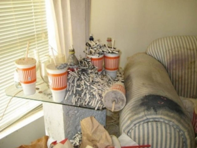 ΔΕΙΤΕ: Νοικιάζεται διαμέρισμα,τρομερή... ευκαιρία(!)