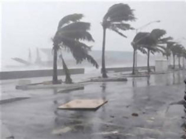 Ινδία: Προετοιμασίες για την έλευση ισχυρότατου κυκλώνα