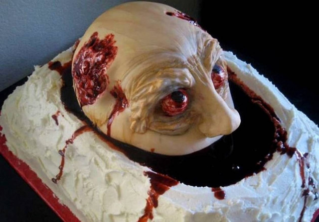 Τούρτες με νεκροκεφαλές «εύχονται» χρόνια πολλά (pics)
