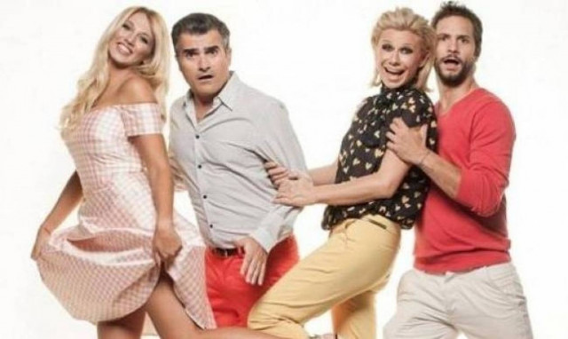 Η παρέα του «Μες στην καλή χαρά» το έριξε έξω!