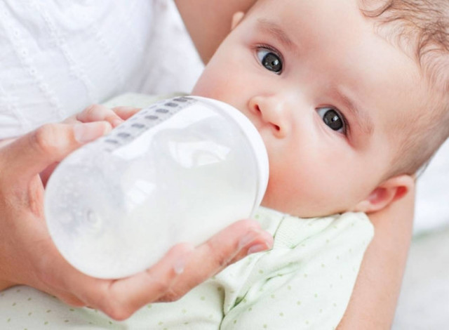 ΤΡΑΓΙΚΟ: Δεν μπορεί να πάρει ούτε γάλα στο μωράκι της!