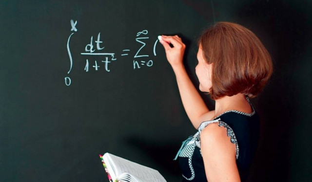 Απουσίες στους εκπαιδευτικούς – «Κέρβερος» ο διευθυντής του σχολείου