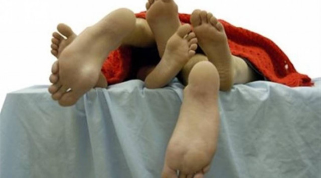 Ερωτικό «τρίγωνο» μαύρης μαγείας - Η 34χρονη, η 59χρονη και ο γιος της