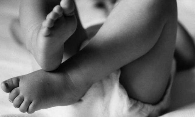 Νεφροπαθής γυναίκα έφερε στον κόσμο ένα υγιέστατο κοριτσάκι