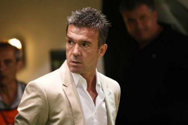 Η βράβευση του Σαραβάκου στην Κόρινθο (vid)