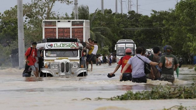 Φιλιππίνες: Μετρούν τις πληγές τους από τον τυφώνα «Νάρι»