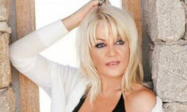 Ρούλα Κορομηλά: Τη ζήτησαν από κανάλι στο Ντουμπάι!