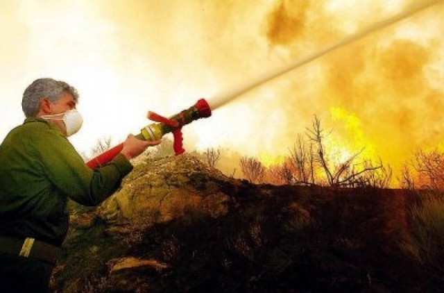 Υπό έλεγχο η φωτιά στο Ρέθυμνο