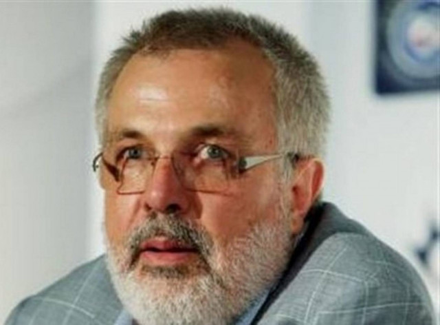 «Έφυγε» ο αθλητικογράφος Φίλιππος Συρίγος (vid)