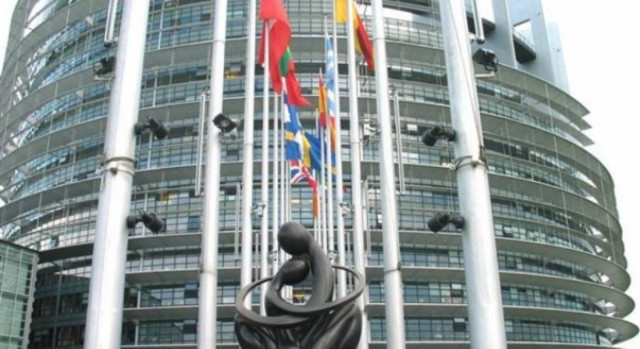 Απόβαση Καραμανλικών και Σαμαρά στις Βρυξέλλες