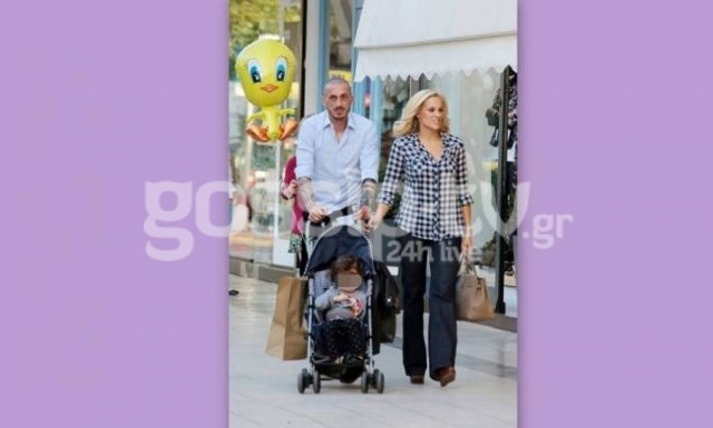 Μπρούνο Τσιρίλο: Βόλτα με τις γυναίκες της ζωής του στην Κηφισιά