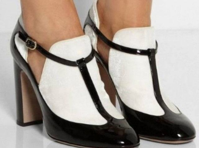 Τα ψηλοτάκουνα του οίκου Valentino που ερωτευτήκαμε