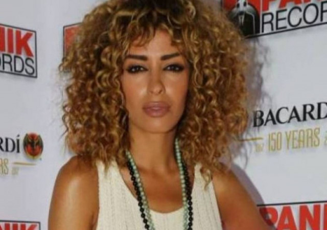 Είπε κανείς ότι η Ελένη Φουρέιρα δεν είναι sexy;