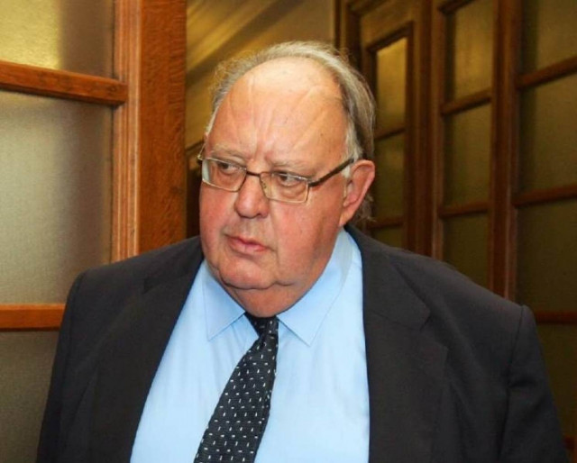 Πάγκαλος: Απαράδεκτες οι σχολικές παρελάσεις