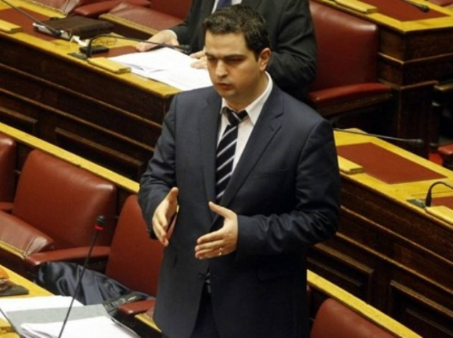 Τριαντάφυλλος: Αστυνομικός έκανε καταμέτρηση σε συνέλευση εργαζομένων