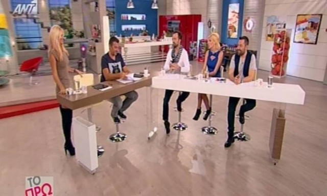 Εμφάνιση-απάντηση της Σκορδά στις φήμες για εγκυμοσύνη