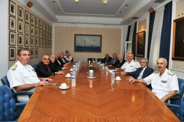 Επίσκεψη Επιτίμων Αρχηγών ΓΕΝ στο Πεντάγωνο