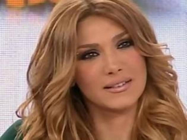 Αγγελική Ηλιάδη: Μετά τη Βανδή, αντιγράφει και τη Βίσση!