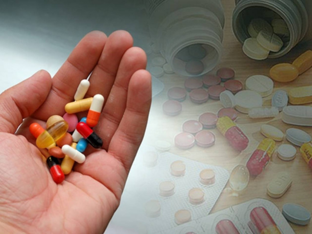 Με «δανεικά φάρμακα» τα βγάζουν πέρα Έλληνες πολίτες