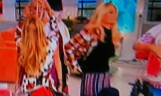 Κι όμως η Φαίη Σκορδά έχει κοιλίτσα και επέστρεψε στα flat