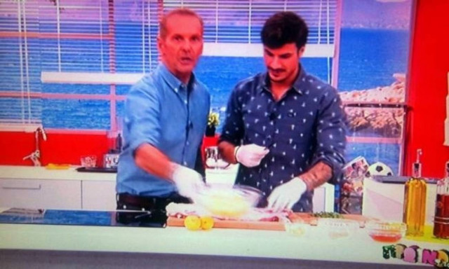 «Αυτό το δάχτυλο που βάζεις μπροστά έχει πολλές χρησιμότητες»