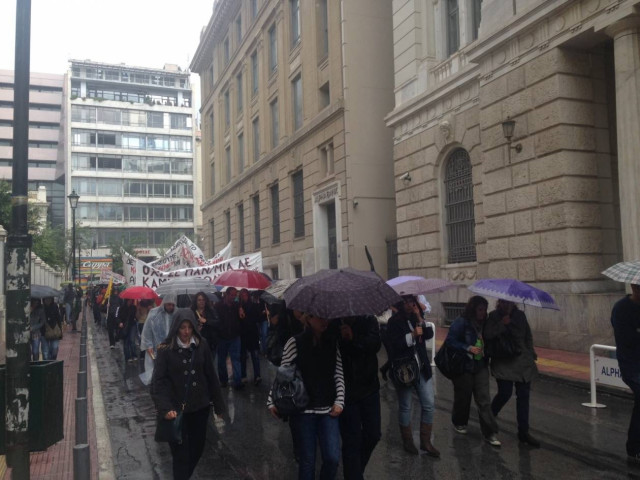 ΤΩΡΑ: Σε εξέλιξη πανεκπαιδευτικό συλλαλητήριο στο κέντρο της Αθήνας