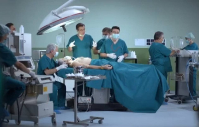 ΑΠΟΚΛΕΙΣΤΙΚΟ: Στο χειρουργείο ο Σαμαράς! (VIDEO)