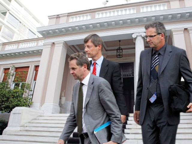 Προβληματισμός στο Μαξίμου για τις απαιτήσεις των δανειστών