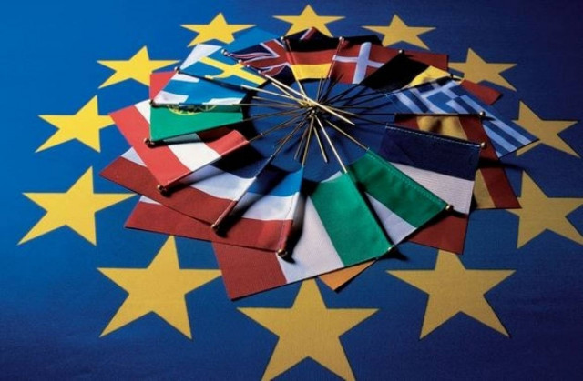 EE: «Πράσινο φως» για επενδυτικές διαπραγματεύσεις με την Κίνα