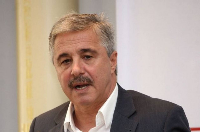 «Επανάσταση» στη διαχείριση των απορριμμάτων εξήγγειλε ο Μανιάτης