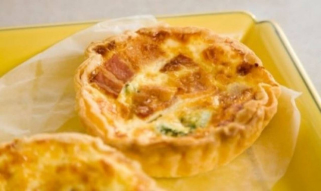 Συνταγή για τραγανά ταρτάκια με… τυρί!