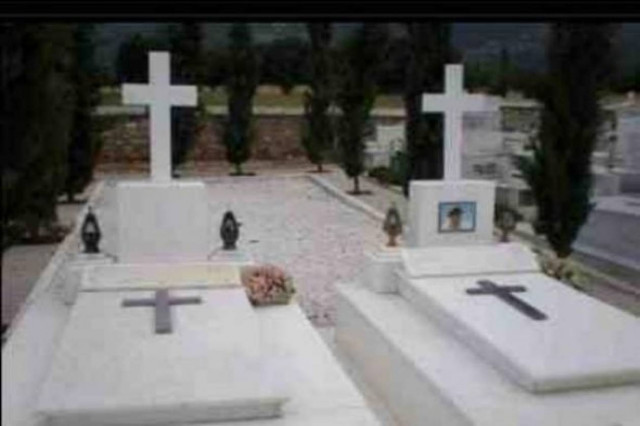 Το ΣΔΟΕ έκανε «ντου» στις καντηλανάφτισσες