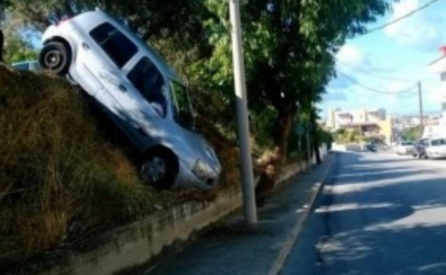 Ρόδος: Αυτοκίνητο βρέθηκε στον αέρα γιατί υποχώρησε το έδαφος