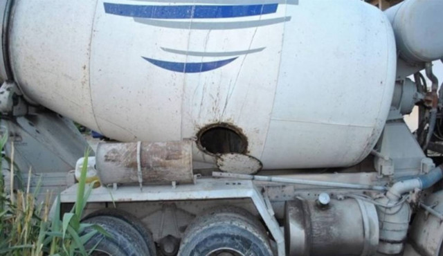 Έκρυψε σε μπετονιέρα 30 παράνομους μετανάστες