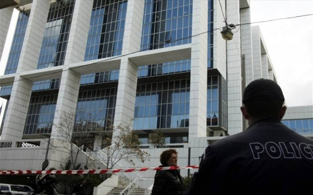 ΤΩΡΑ: Κλειστοί οι δρόμοι γύρω από τον Άρειο Πάγο