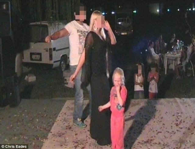 Βίντεο-ντοκουμέντο: Η μικρή Μαρία σε γλέντι στον καταυλισμό