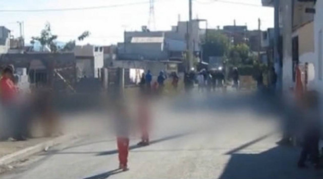 Eπιχείρηση της ΕΛ.ΑΣ σε καταυλισμούς σε Ζεφύρι και Μενίδι (pics+video)